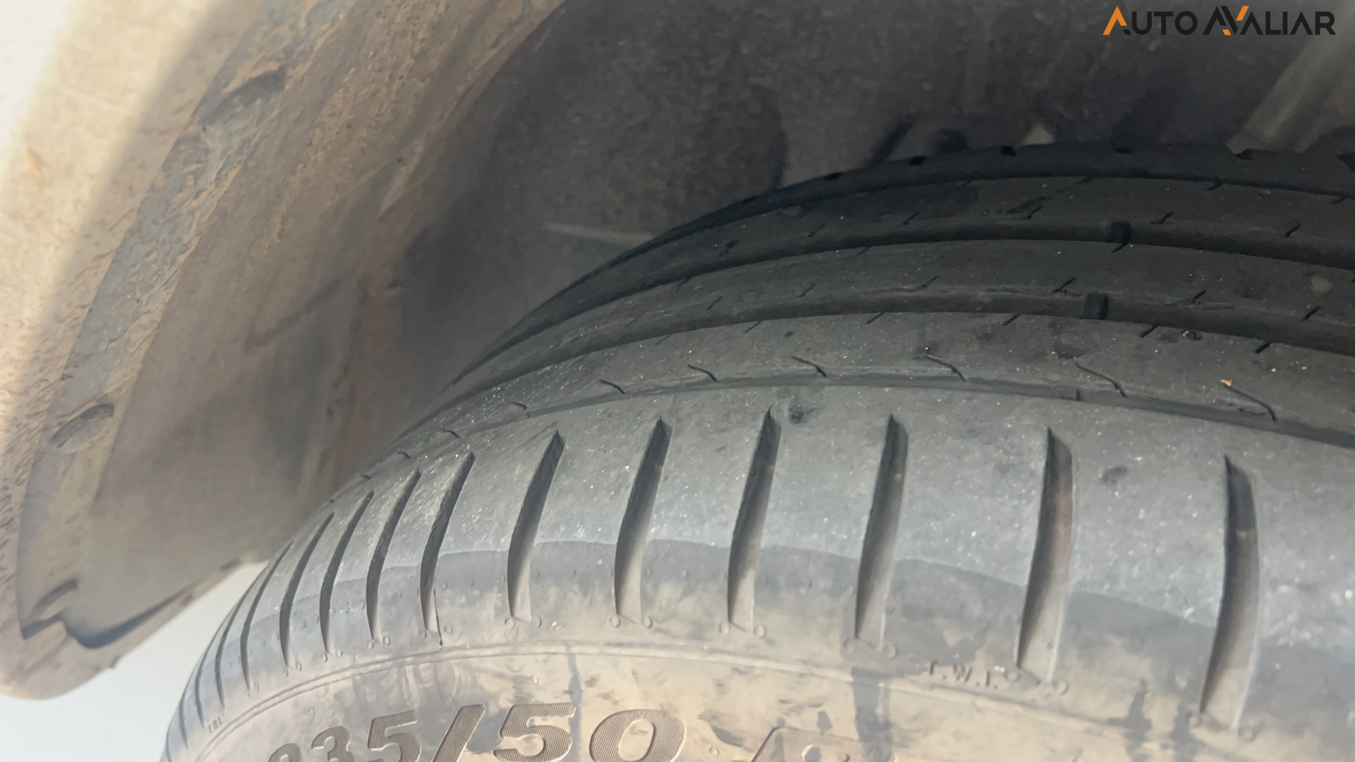 JEEP COMMANDER 1.3 T270 TURBO FLEX OVERLAND AT6