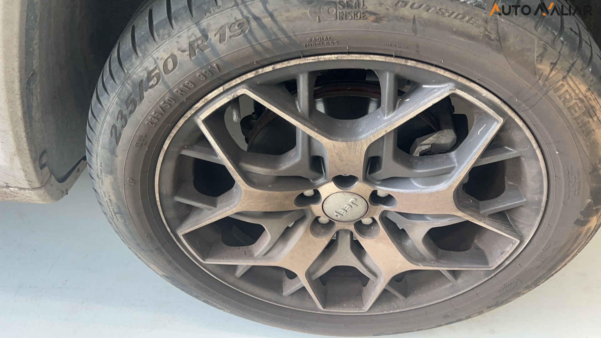 JEEP COMMANDER 1.3 T270 TURBO FLEX OVERLAND AT6