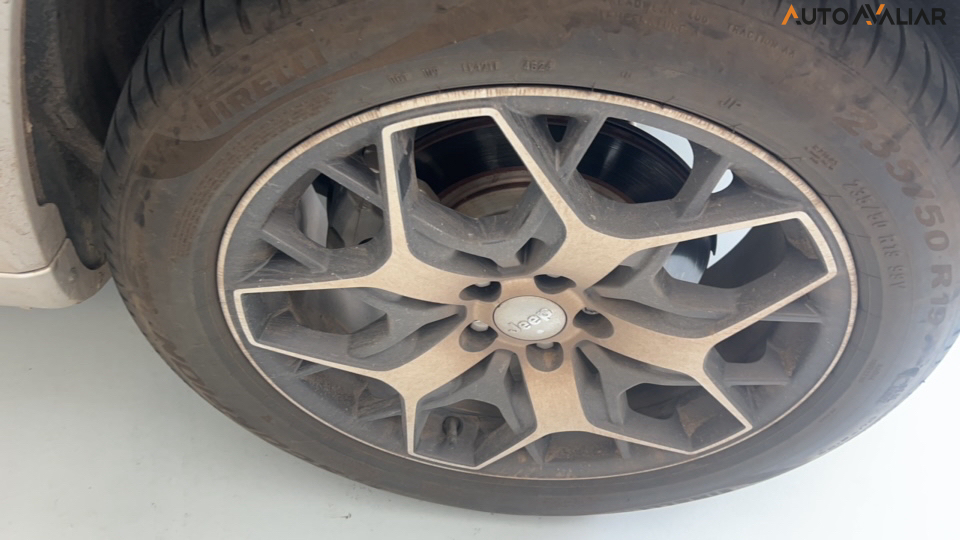 JEEP COMMANDER 1.3 T270 TURBO FLEX OVERLAND AT6