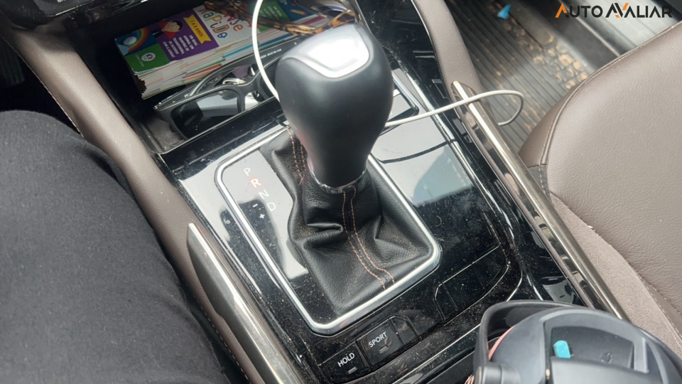 JEEP COMMANDER 1.3 T270 TURBO FLEX OVERLAND AT6