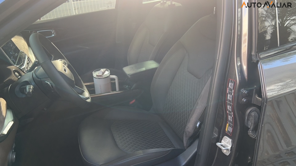 JEEP COMMANDER 1.3 T270 TURBO FLEX OVERLAND AT6