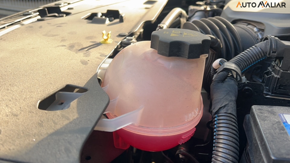 JEEP COMMANDER 1.3 T270 TURBO FLEX OVERLAND AT6