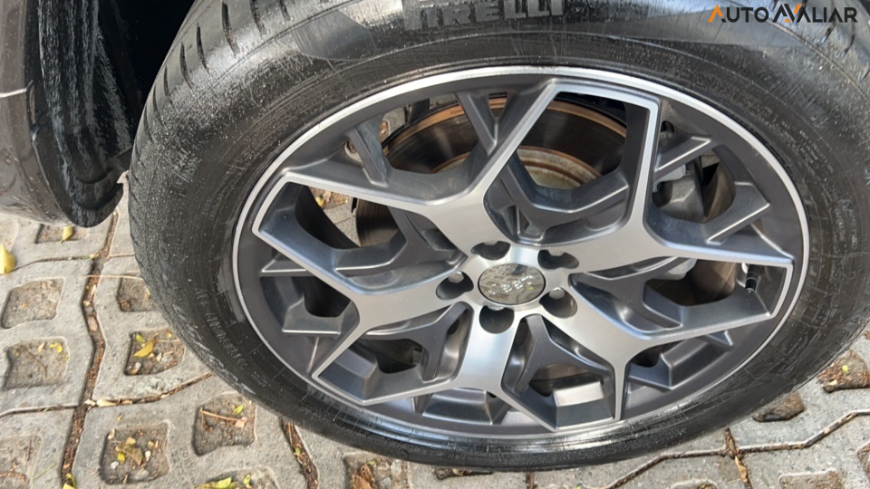 JEEP COMMANDER 1.3 T270 TURBO FLEX OVERLAND AT6