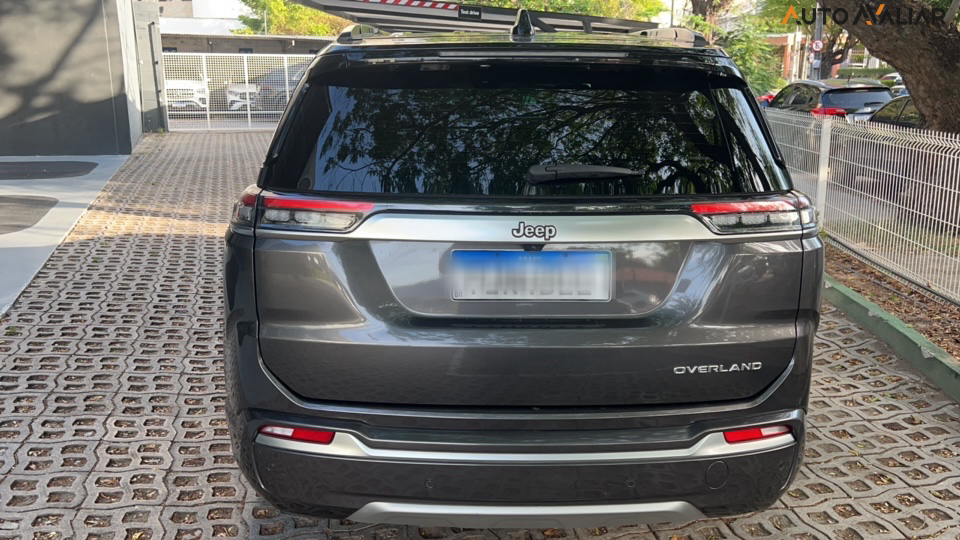 JEEP COMMANDER 1.3 T270 TURBO FLEX OVERLAND AT6