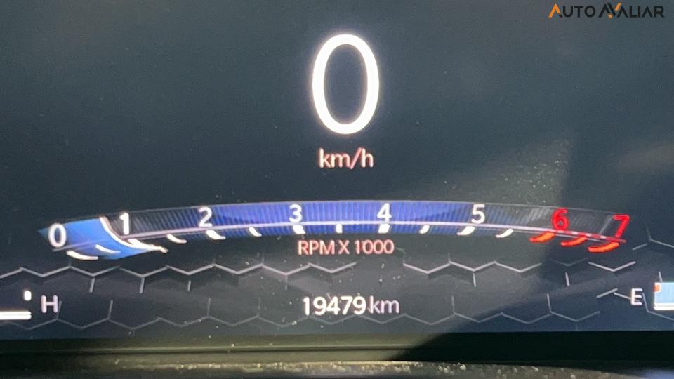 JEEP COMMANDER 1.3 T270 TURBO FLEX OVERLAND AT6