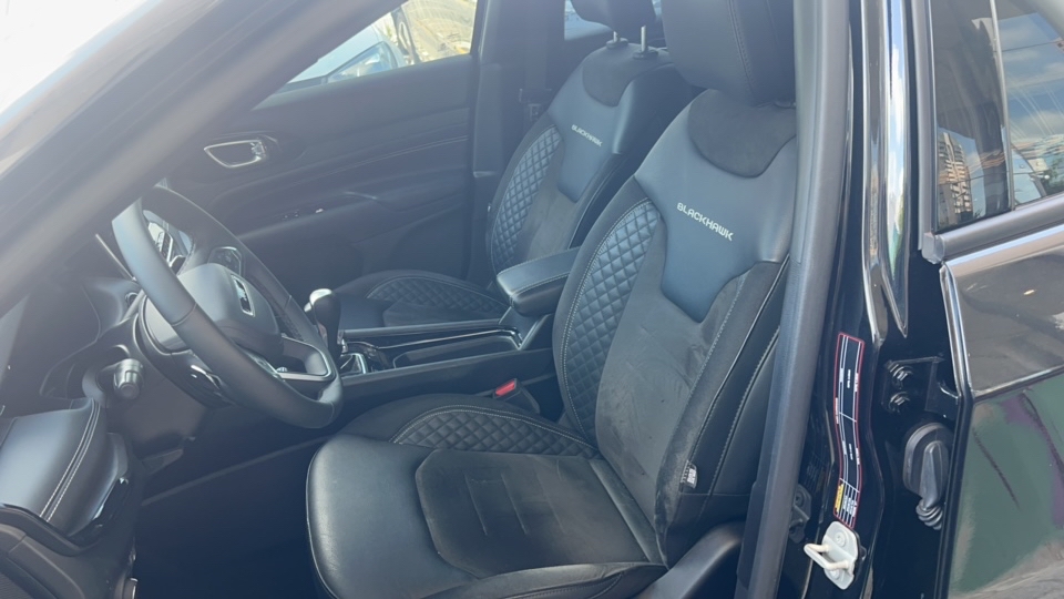 JEEP COMPASS 2.0 HURRICANE 4 TURBO GASOLINA BLACKHAWK AT9