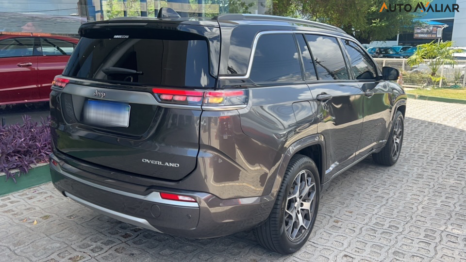 JEEP COMMANDER 1.3 T270 TURBO FLEX OVERLAND AT6