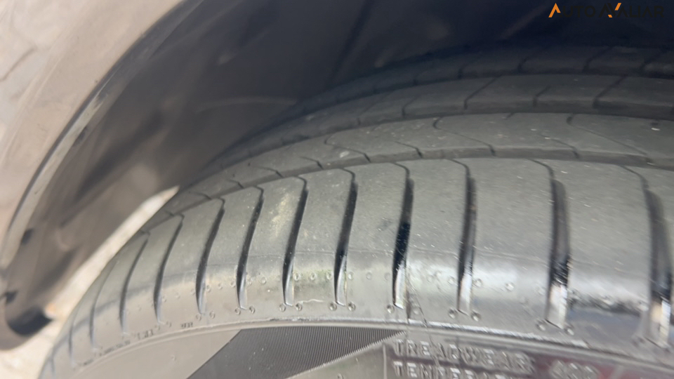 JEEP COMMANDER 1.3 T270 TURBO FLEX OVERLAND AT6