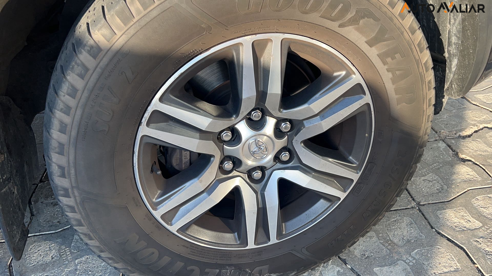 TOYOTA HILUX SW4 2.7 SR 4X2 16V FLEX 4P AUTOMATICO