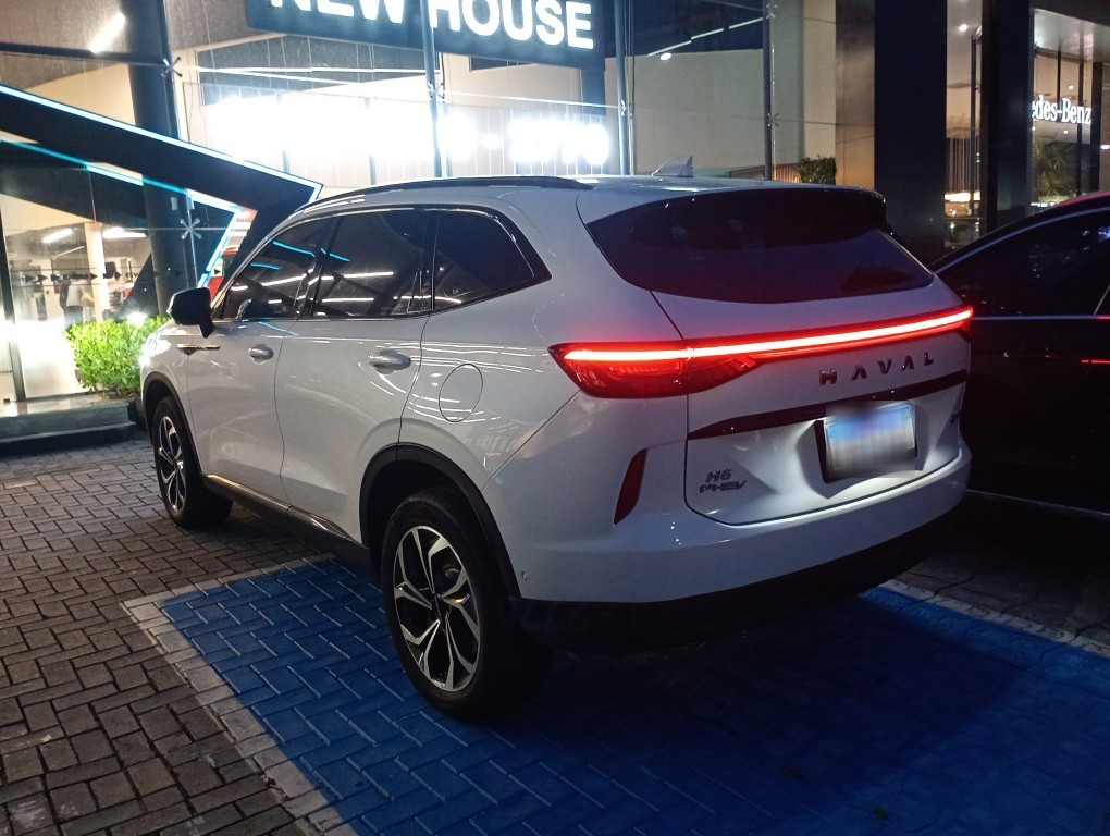 GWM HAVAL H6 1.5  PHEV PREMIUM AWD E-TRACTION