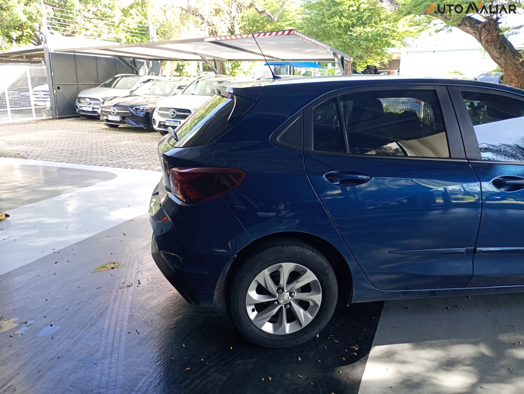 CHEVROLET ONIX 1.0 FLEX LT MANUAL