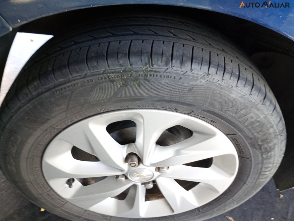 CHEVROLET ONIX 1.0 FLEX LT MANUAL