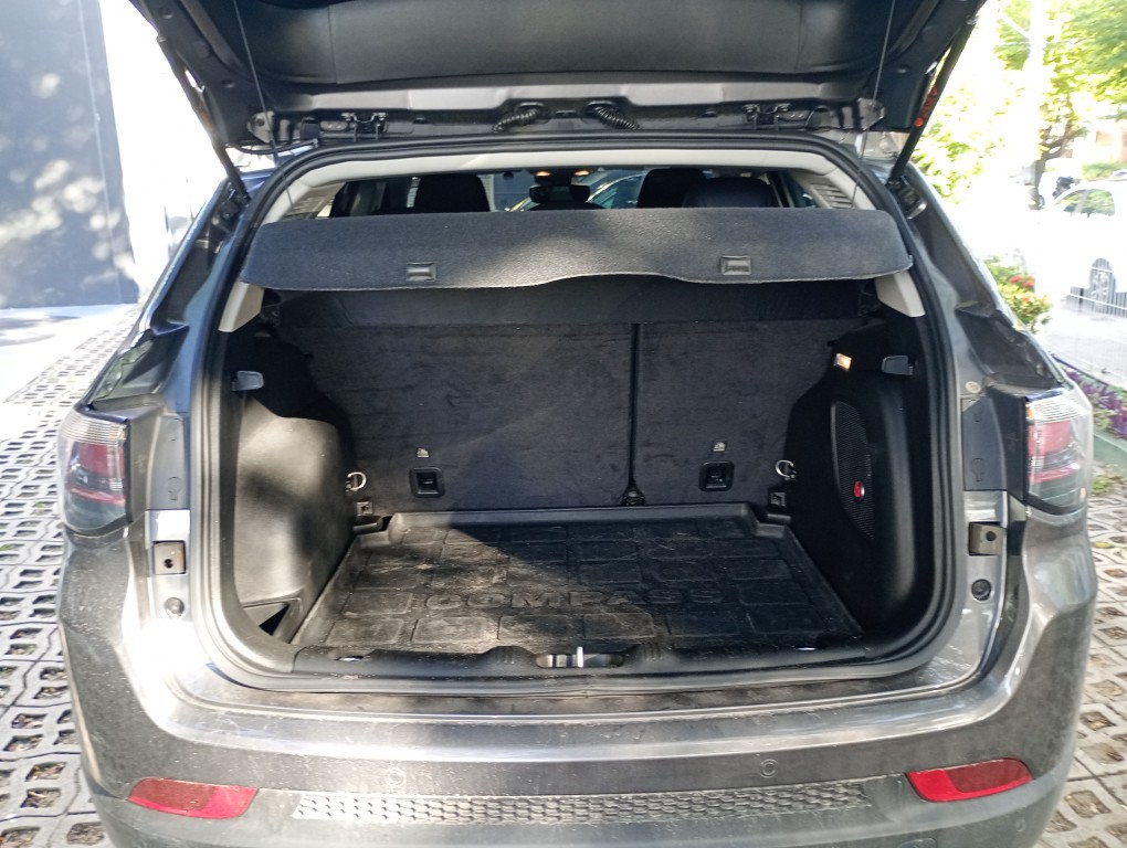 JEEP COMPASS 1.3 T270 TURBO FLEX LONGITUDE AT6