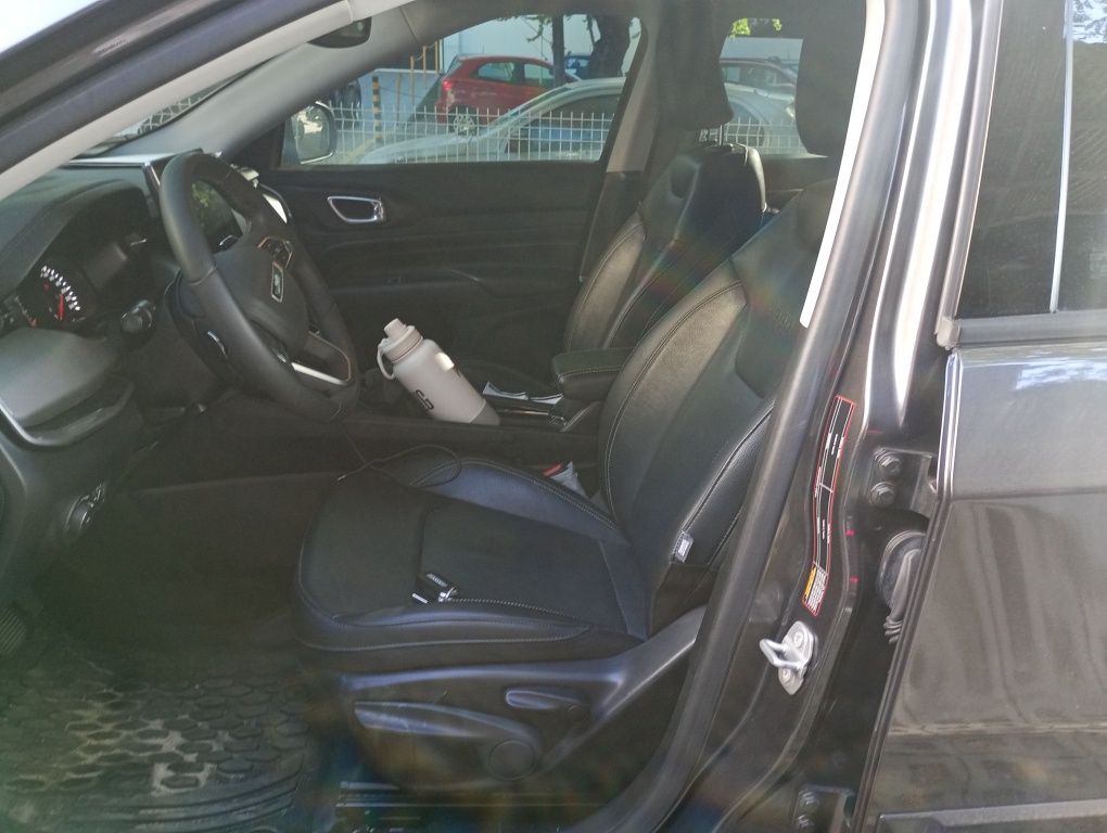 JEEP COMPASS 1.3 T270 TURBO FLEX LONGITUDE AT6