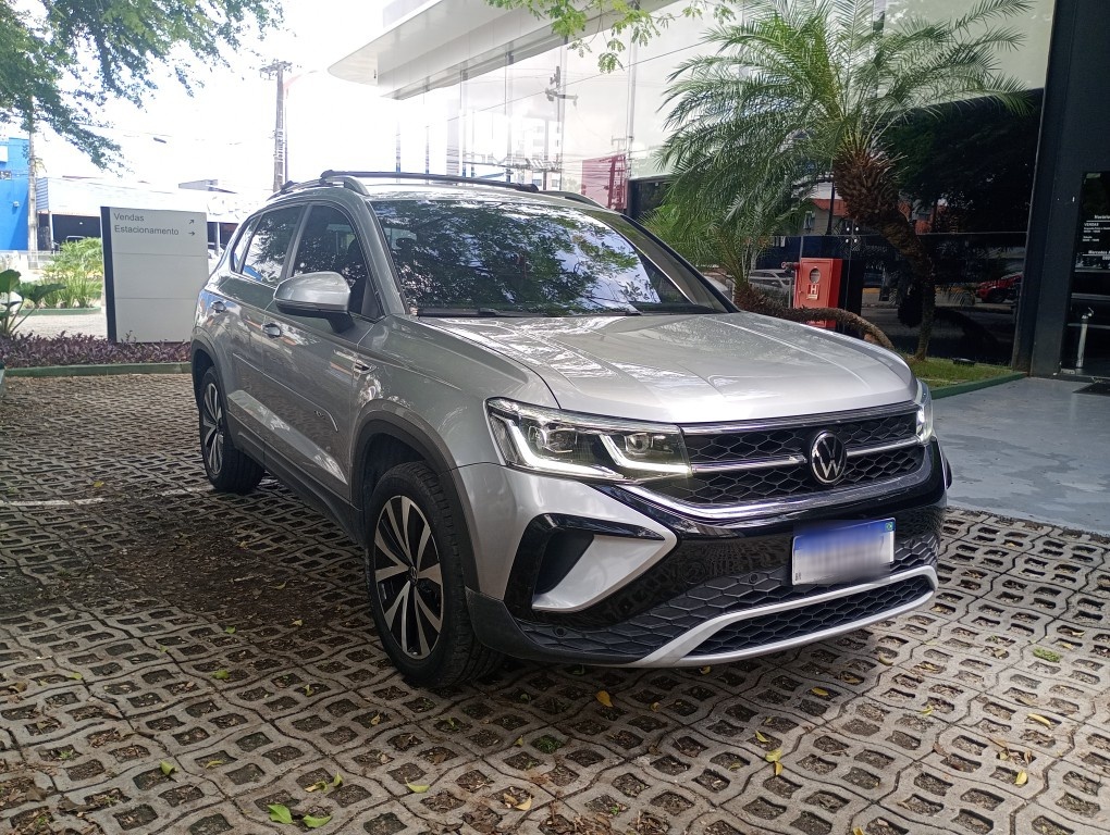VOLKSWAGEN TAOS 1.4 250 TSI TOTAL FLEX HIGHLINE AUTOMÁTICO