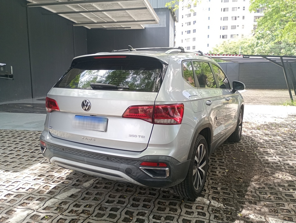 VOLKSWAGEN TAOS 1.4 250 TSI TOTAL FLEX HIGHLINE AUTOM&Aacute;TICO