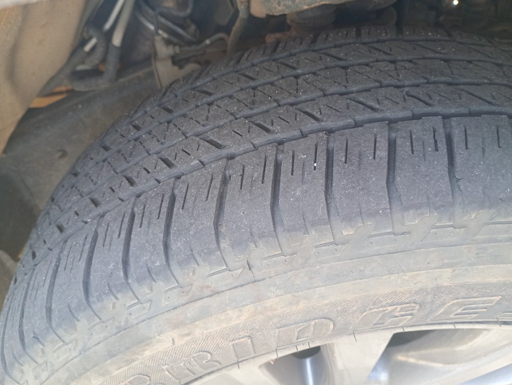 TOYOTA HILUX SW4 2.8 D-4D TURBO DIESEL SRX 7L 4X4 AUTOM&Aacute;TICO