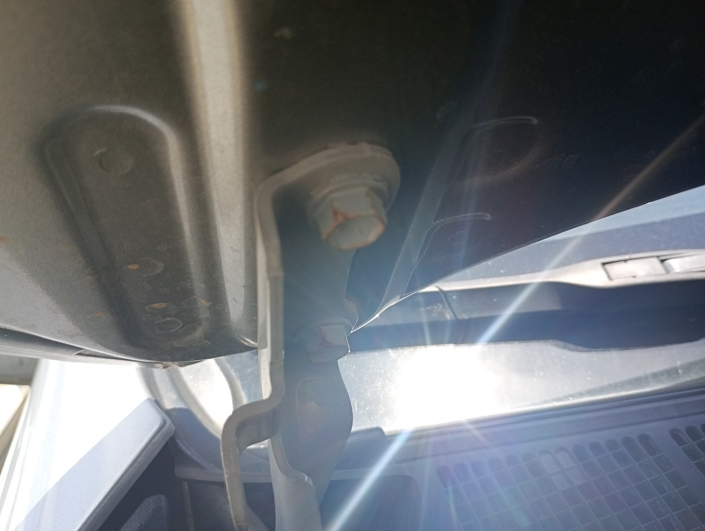 TOYOTA HILUX SW4 2.8 D-4D TURBO DIESEL SRX 7L 4X4 AUTOM&Aacute;TICO