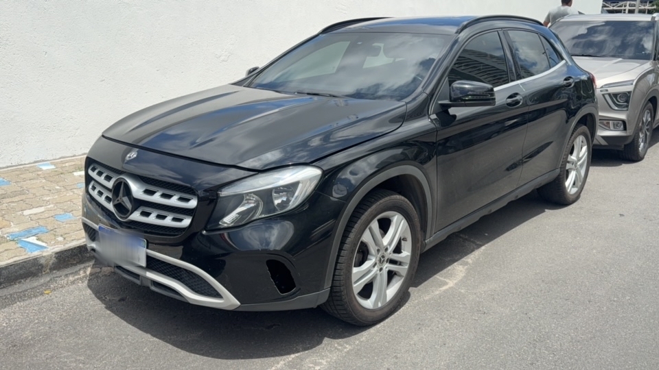 MERCEDES-BENZ GLA 200 1.6 CGI STYLE 16V TURBO FLEX 4P AUTOMATICO