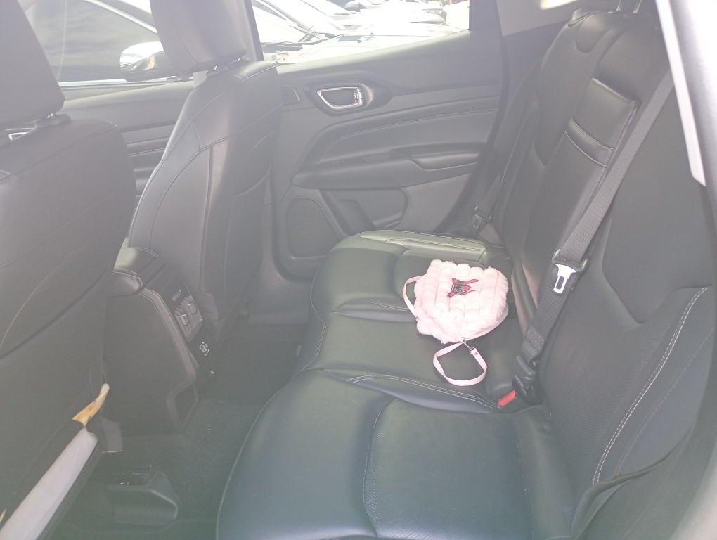 JEEP COMPASS 1.3 T270 TURBO FLEX LONGITUDE AT6