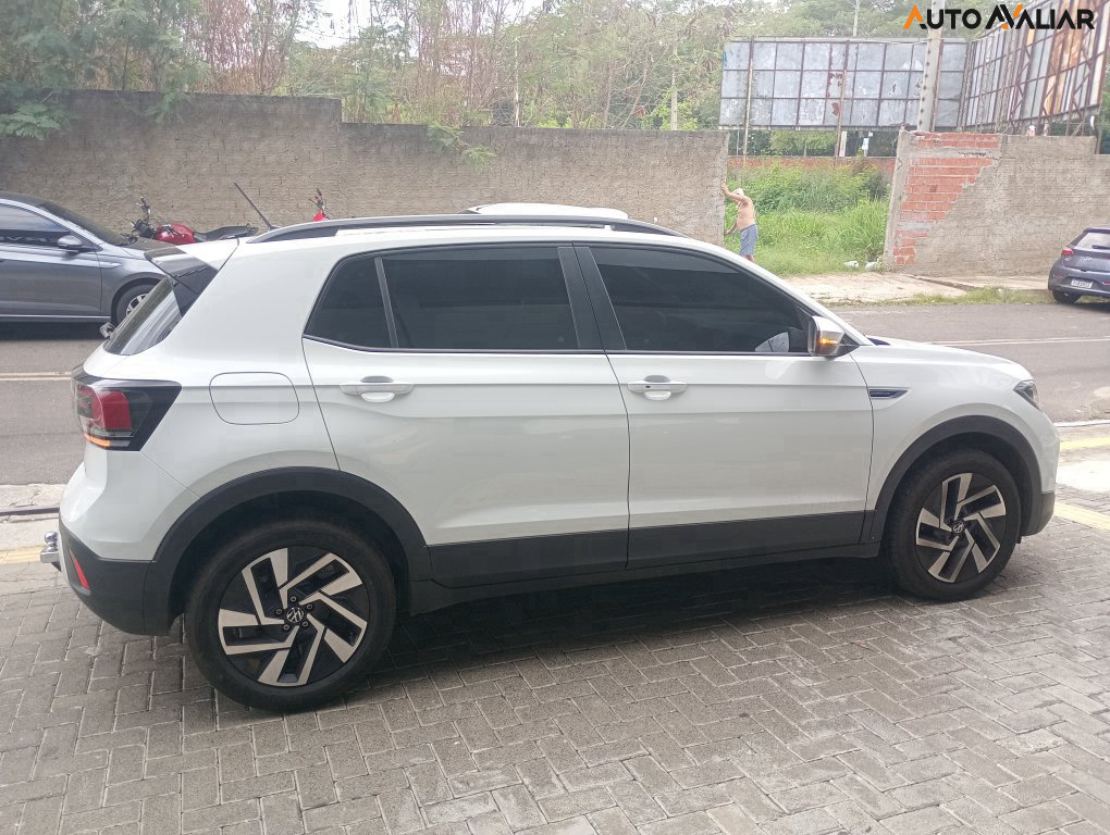 VOLKSWAGEN T-CROSS 1.0 200 TSI TOTAL FLEX COMFORTLINE AUTOM&Aacute;TICO
