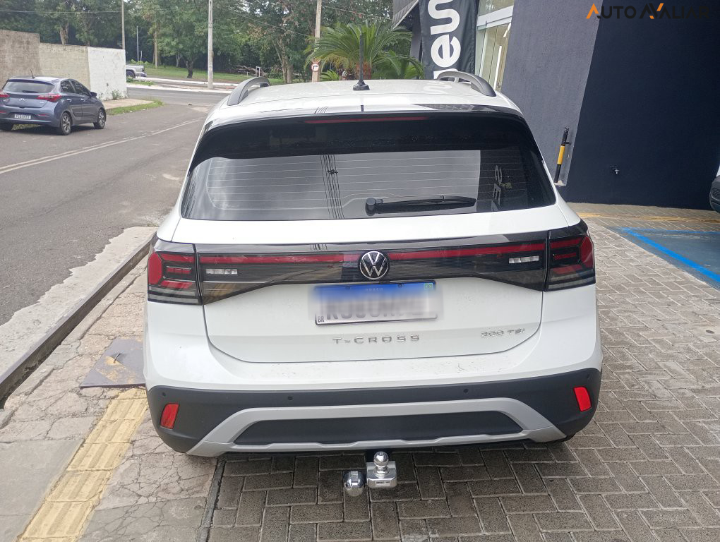 VOLKSWAGEN T-CROSS 1.0 200 TSI TOTAL FLEX COMFORTLINE AUTOM&Aacute;TICO