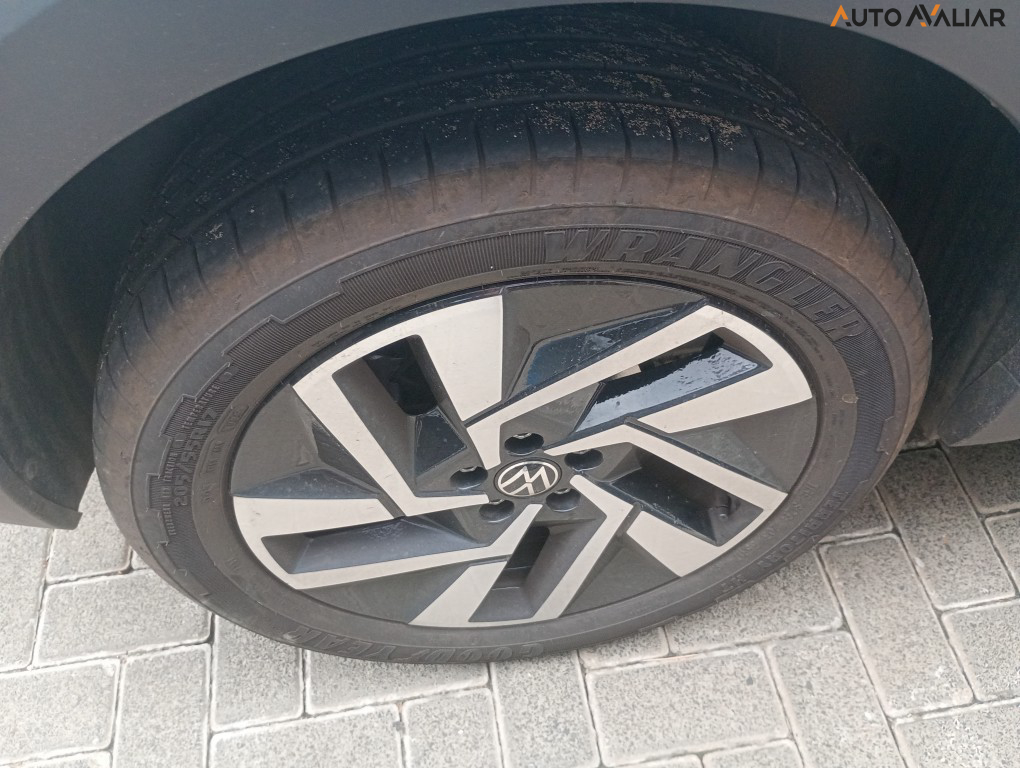 VOLKSWAGEN T-CROSS 1.0 200 TSI TOTAL FLEX COMFORTLINE AUTOM&Aacute;TICO