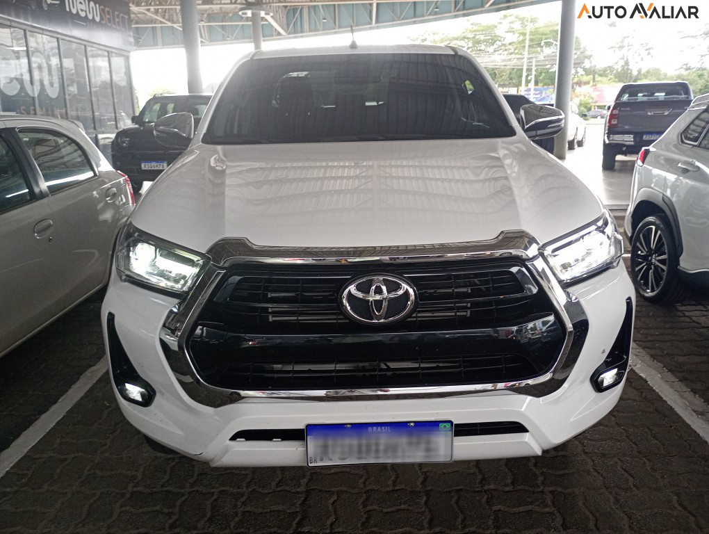 TOYOTA HILUX 2.8 D-4D TURBO DIESEL CD SRV 4X4 AUTOM&Aacute;TICO