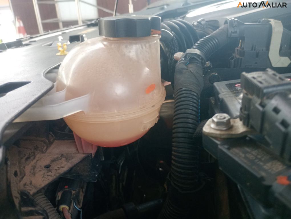 JEEP COMMANDER 1.3 T270 TURBO FLEX OVERLAND AT6