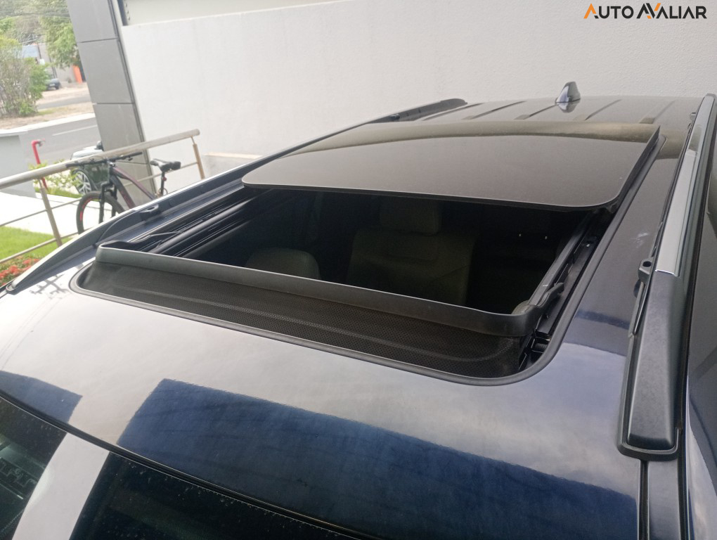 JEEP COMMANDER 1.3 T270 TURBO FLEX OVERLAND AT6