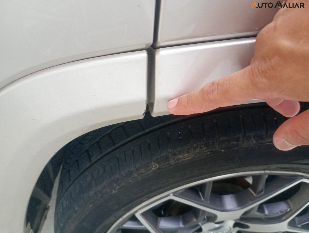 JEEP COMMANDER 1.3 T270 TURBO FLEX OVERLAND AT6