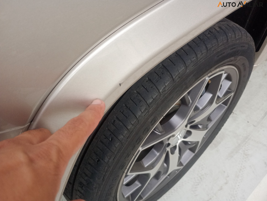 JEEP COMMANDER 1.3 T270 TURBO FLEX OVERLAND AT6