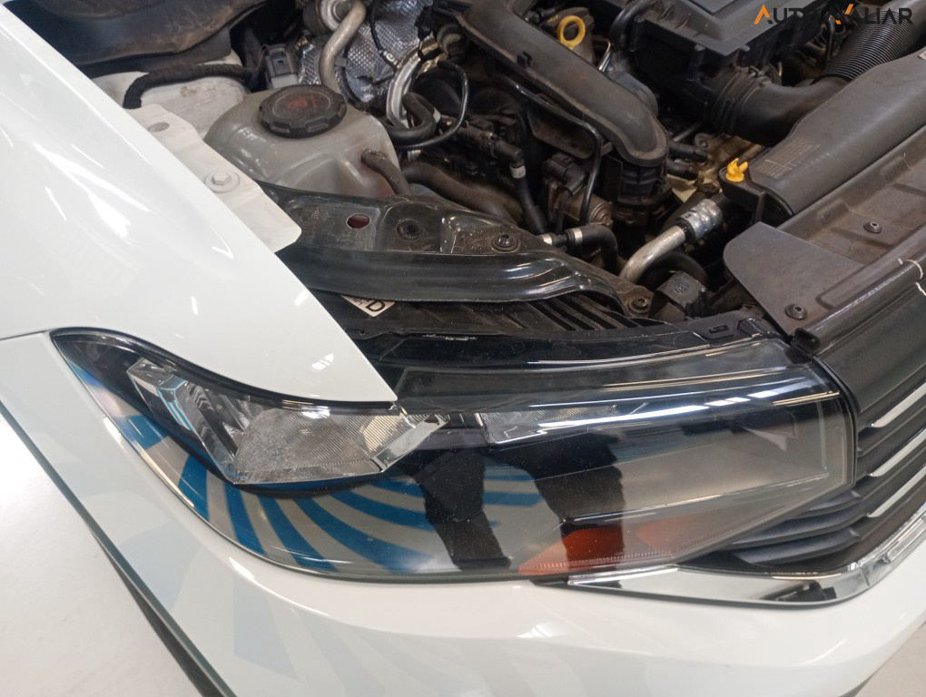 VOLKSWAGEN T-CROSS 1.0 200 TSI TOTAL FLEX SENSE AUTOM&Aacute;TICO