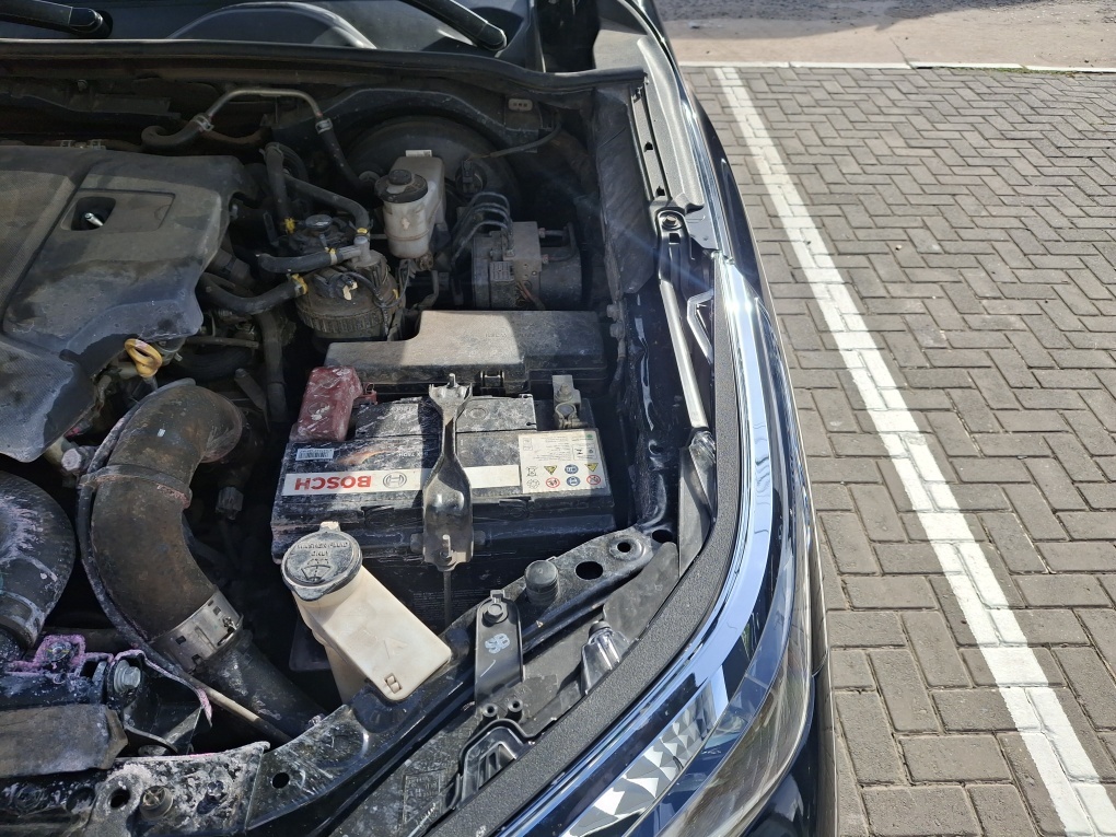 TOYOTA HILUX SW4 2.8 D-4D TURBO DIESEL SRX 7L 4X4 AUTOM&Aacute;TICO