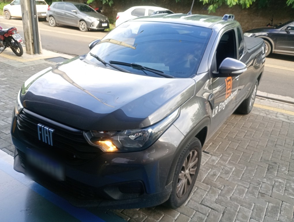 FIAT STRADA 1.3 FIREFLY FLEX FREEDOM CS MANUAL