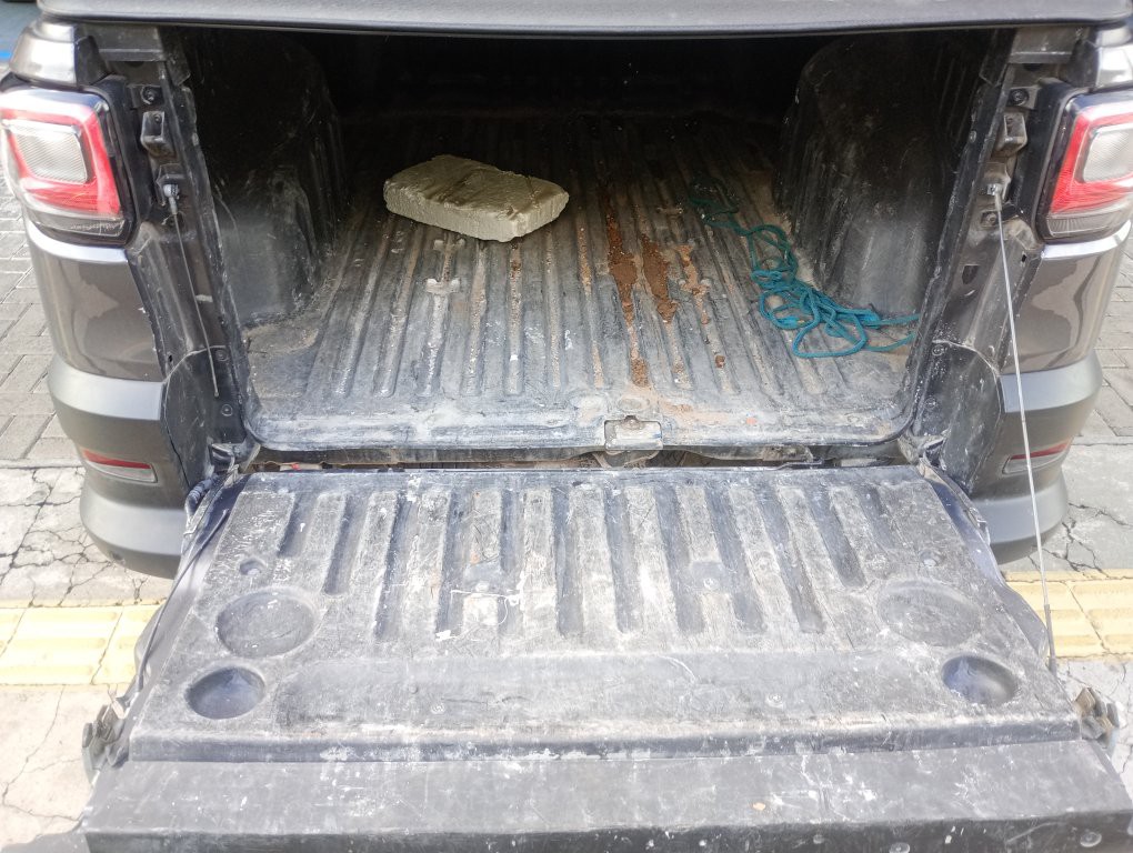 FIAT STRADA 1.3 FIREFLY FLEX FREEDOM CS MANUAL