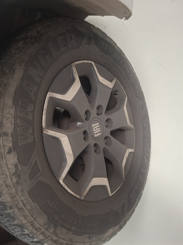 FIAT TITANO 2.2 TURBO DIESEL VOLCANO 4X4 AT6