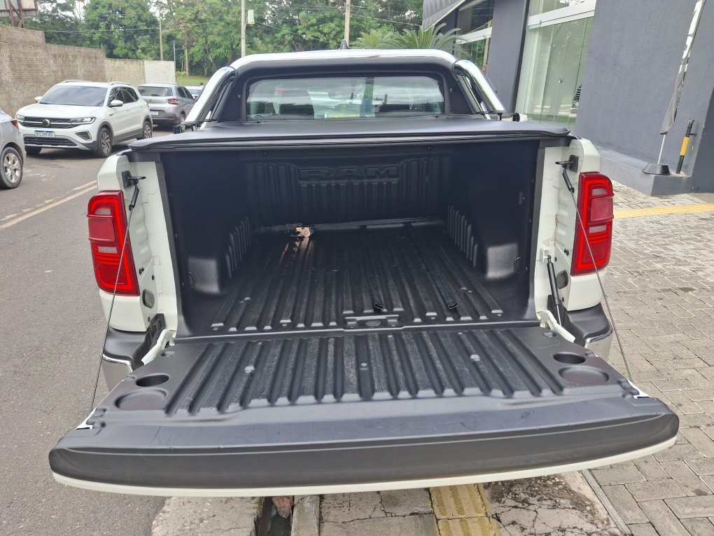 RAM RAMPAGE 2.0 TURBO DIESEL LARAMIE 4X4 AUTOM&Aacute;TICO