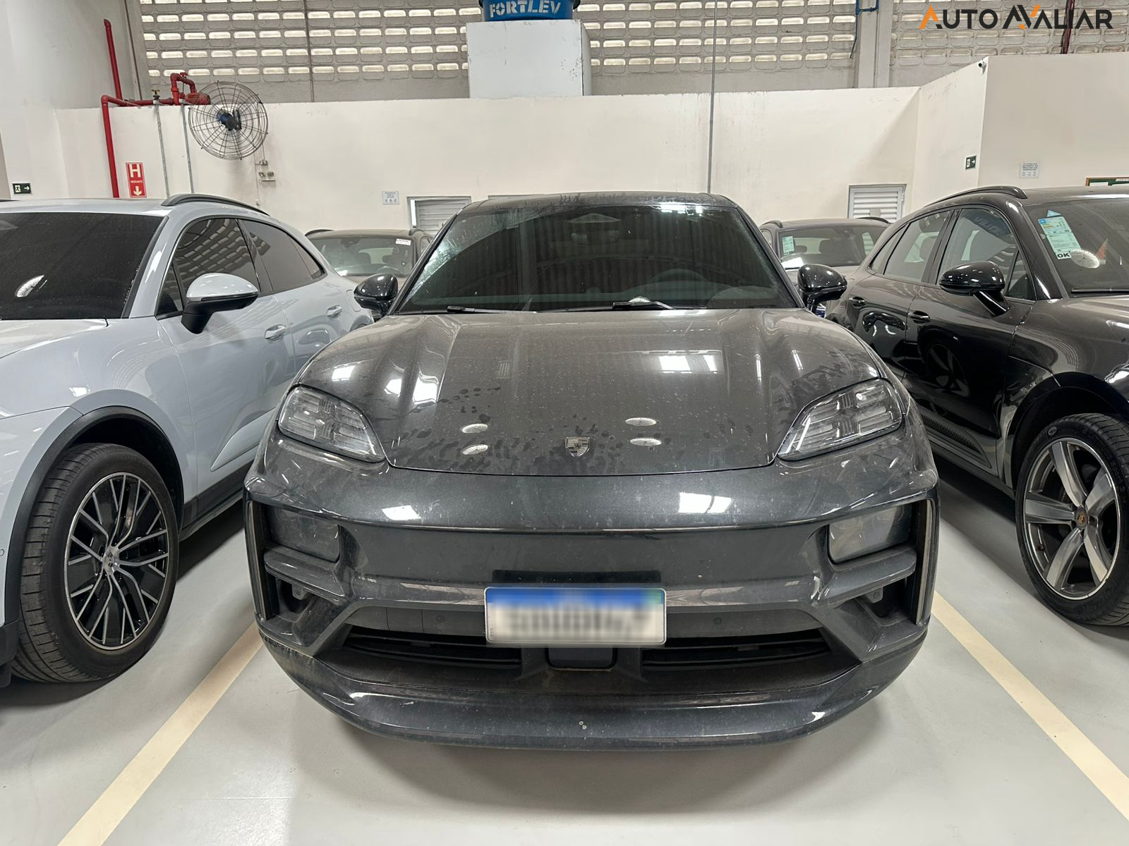 PORSCHE MACAN TURBO  ELÉTRICO