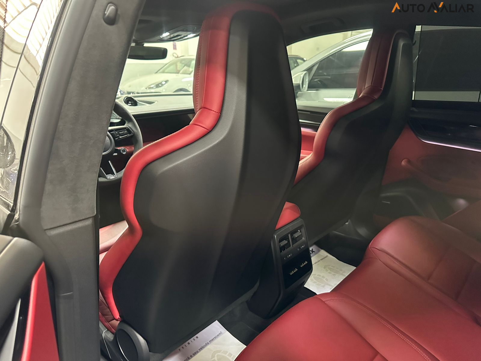 PORSCHE MACAN TURBO  EL&Eacute;TRICO