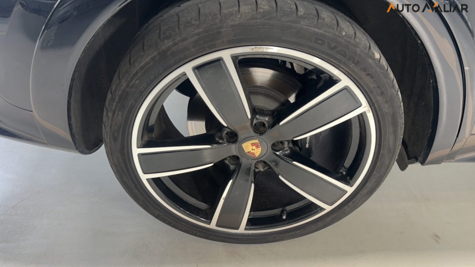 PORSCHE CAYENNE 3.0 V6 E-HYBRID PLATINUM EDITION AWD TIPTRONIC S