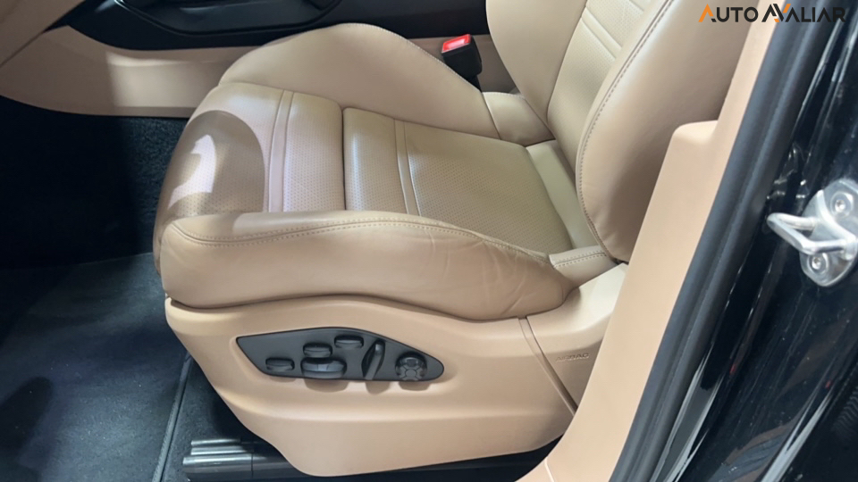 PORSCHE CAYENNE 3.0 V6 E-HYBRID PLATINUM EDITION AWD TIPTRONIC S
