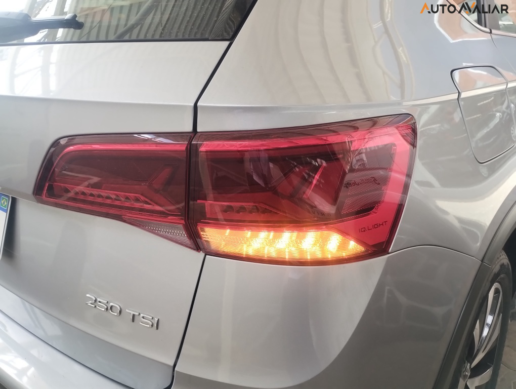 VOLKSWAGEN TAOS 1.4 250 TSI TOTAL FLEX HIGHLINE AUTOM&Aacute;TICO