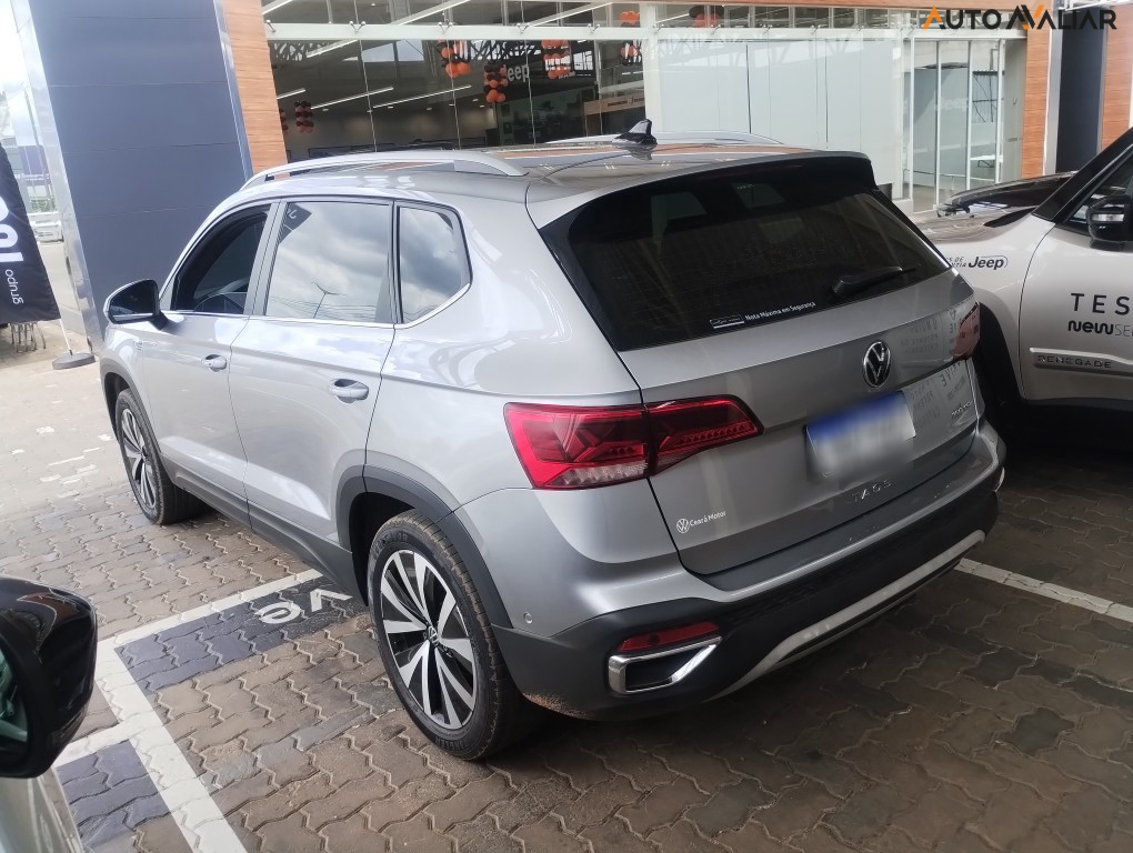 VOLKSWAGEN TAOS 1.4 250 TSI TOTAL FLEX HIGHLINE AUTOM&Aacute;TICO