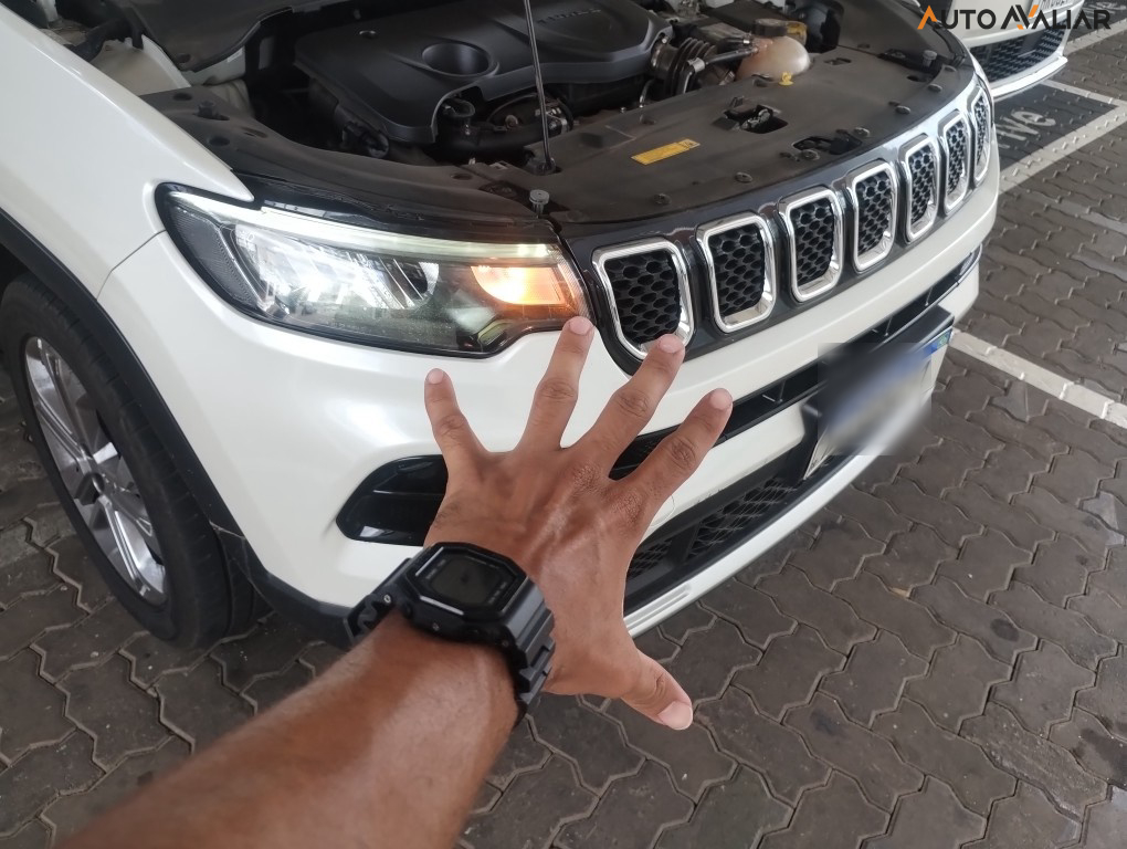 JEEP COMPASS 1.3 T270 TURBO FLEX LONGITUDE AT6