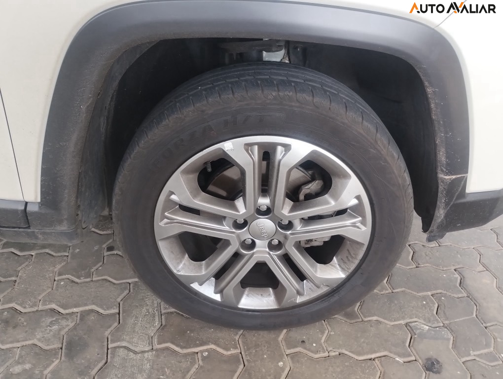 JEEP COMPASS 1.3 T270 TURBO FLEX LONGITUDE AT6