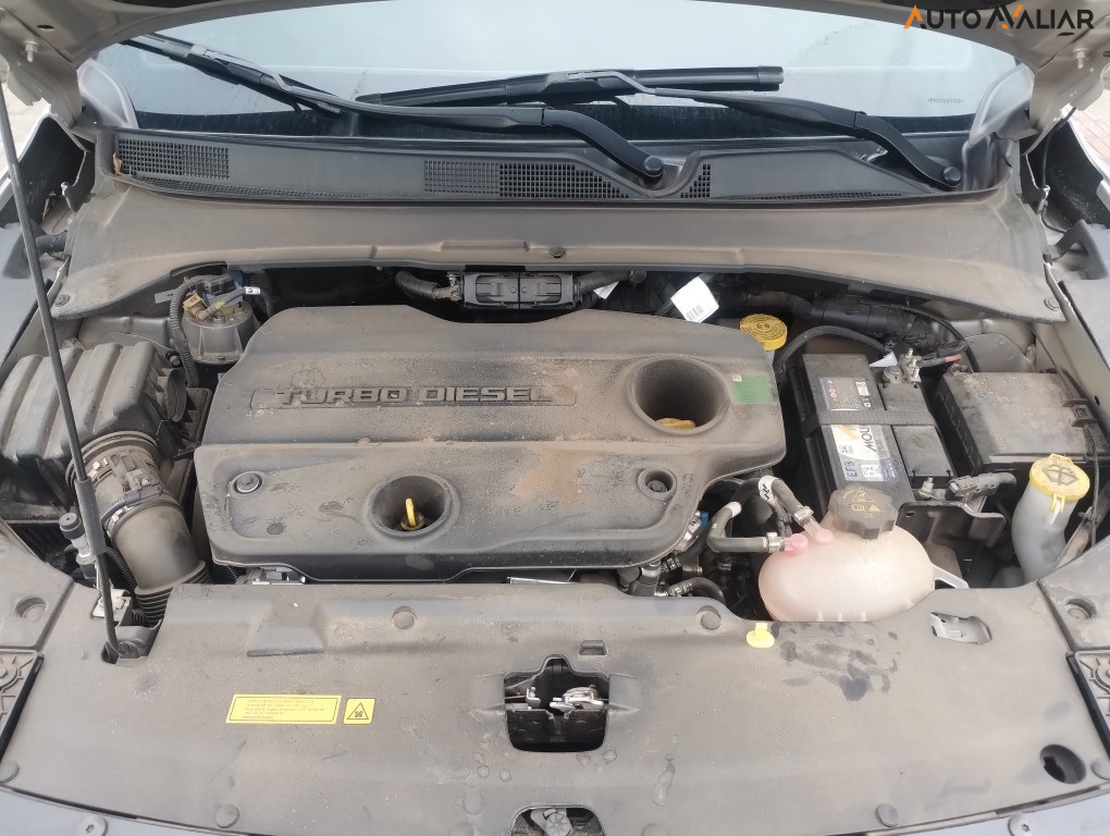 JEEP COMMANDER 2.0 TD380 TURBO DIESEL OVERLAND AT9