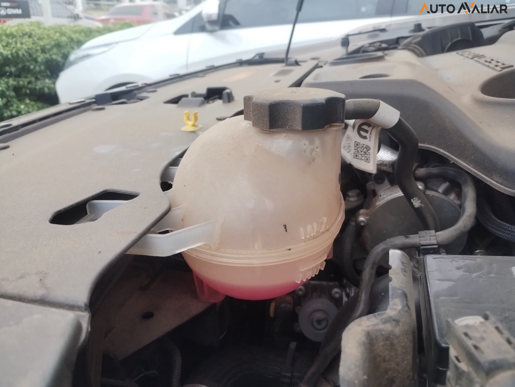 JEEP COMMANDER 2.0 TD380 TURBO DIESEL OVERLAND AT9