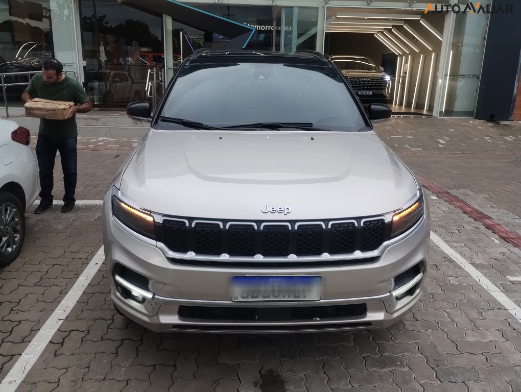 JEEP COMMANDER 2.0 TD380 TURBO DIESEL OVERLAND AT9