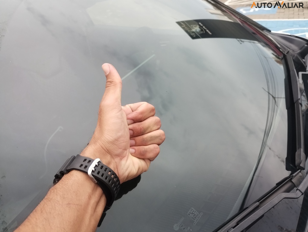 JEEP COMMANDER 2.0 TD380 TURBO DIESEL OVERLAND AT9